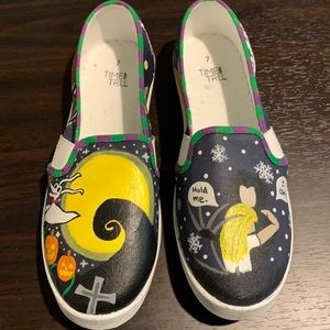 Size 7 Tim Burton shoes